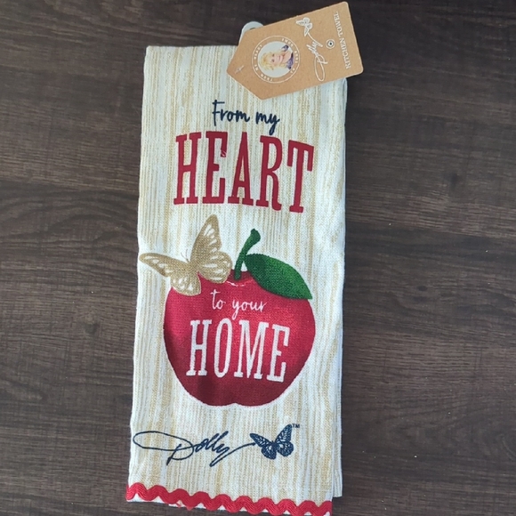 Dolly Parton Heart to Home Kitchen Towel 15 X 25 - Picture 1 of 3